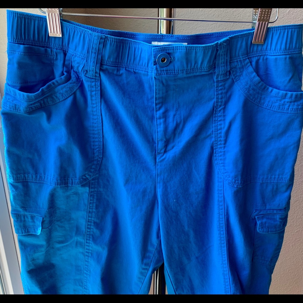 Cato Women’s Teal Blue Capris